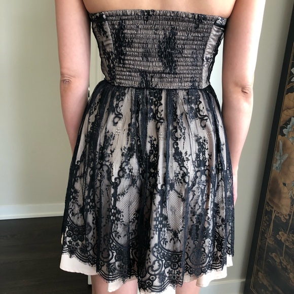 Guess Black and Cream Lace Dress - Picture 1 of 6